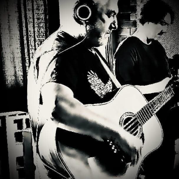 Glenn Simpson performing